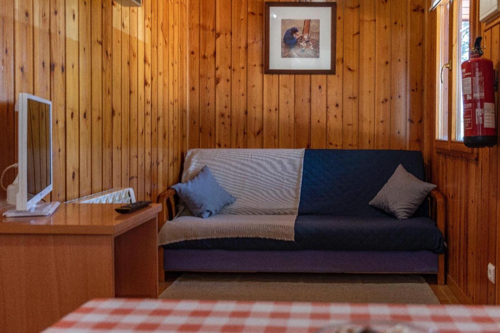 Las Casitas Del Pinar Bayubas de Abajo Luaran gambar